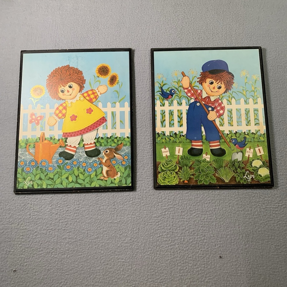 VINTAGE Pair Raggedy Ann & Andy gardening PICTURE pressed cardboard